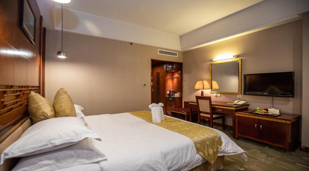 Kunming Golden Spring Hotel Extérieur photo