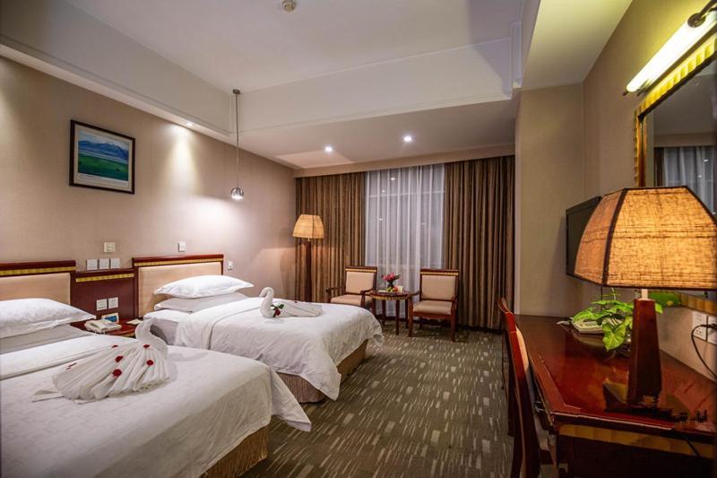 Kunming Golden Spring Hotel Extérieur photo