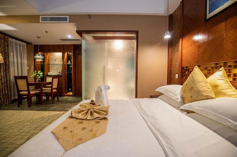 Kunming Golden Spring Hotel Extérieur photo
