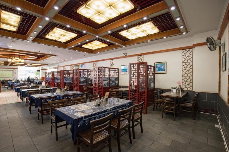 Kunming Golden Spring Hotel Extérieur photo