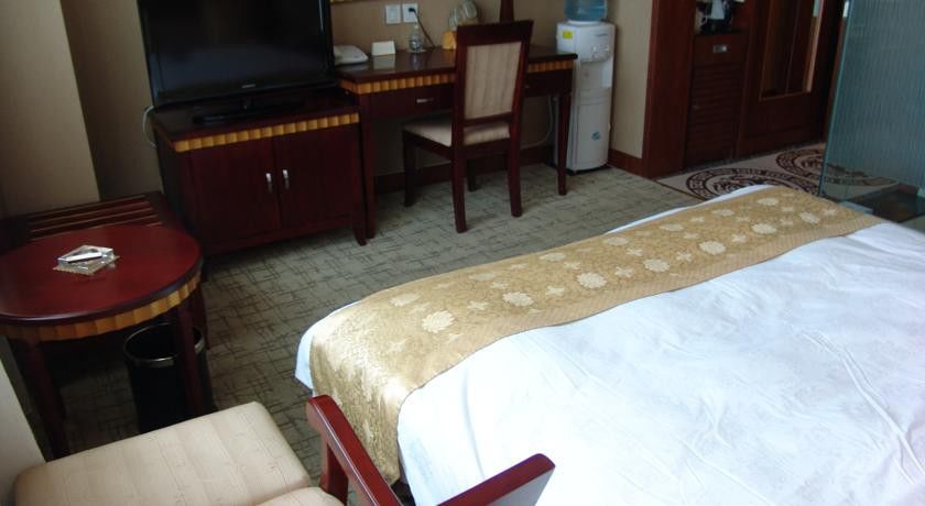Kunming Golden Spring Hotel Extérieur photo
