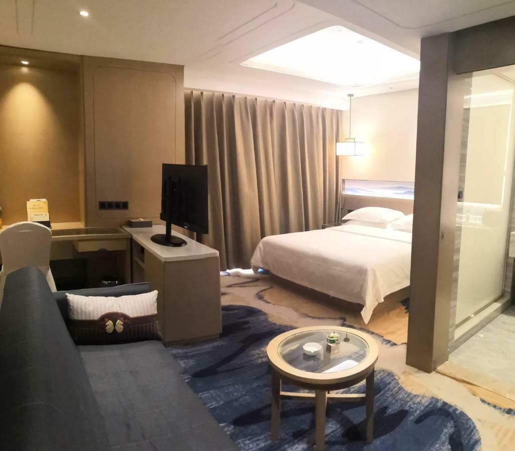 Kunming Golden Spring Hotel Extérieur photo